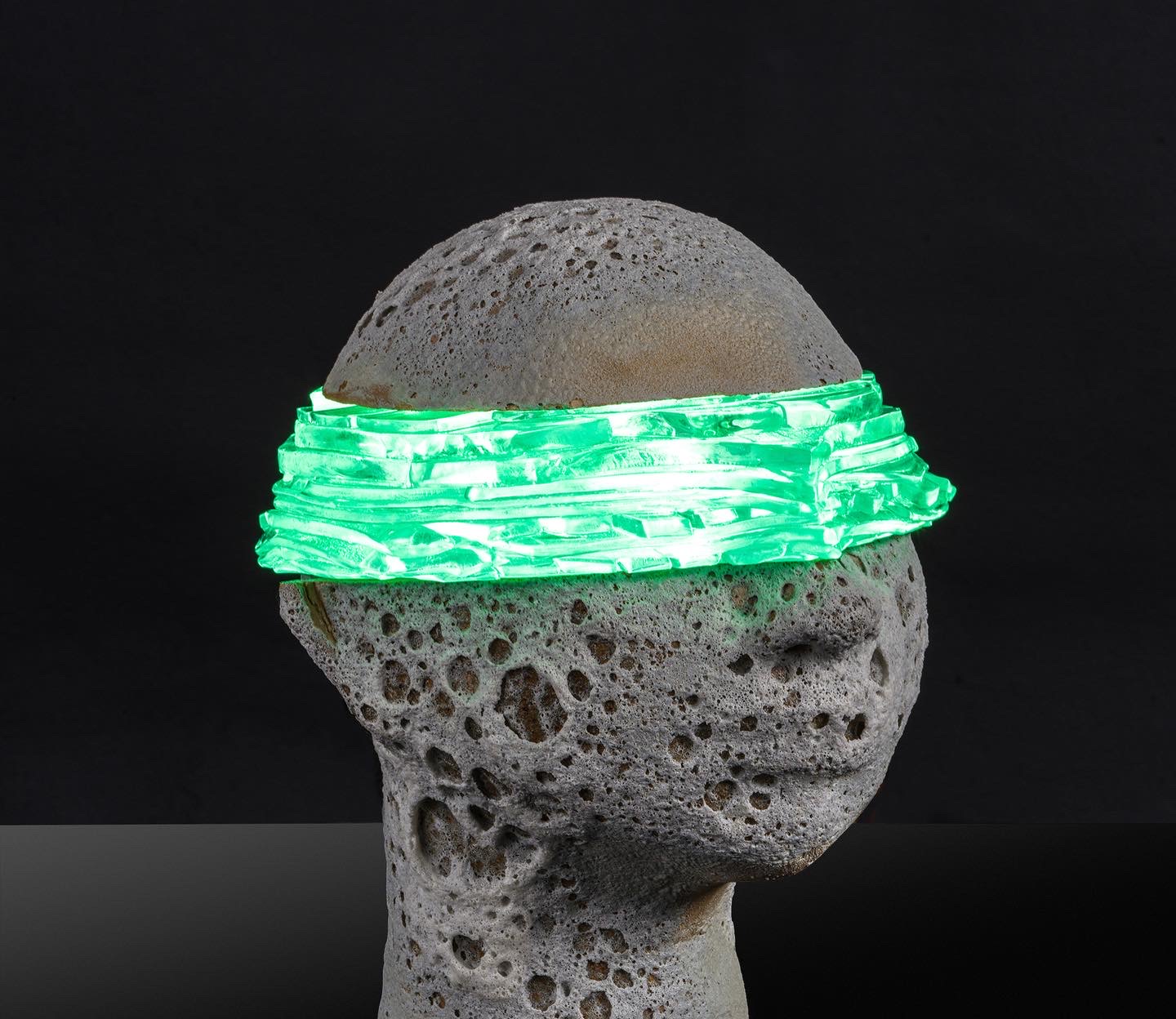 40FB580C 536B 404D B4AA 30B731EC5B20